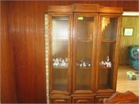 China cabinet w/misc figurines