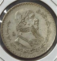 Silver 1966 Mexican un peso dollar coin