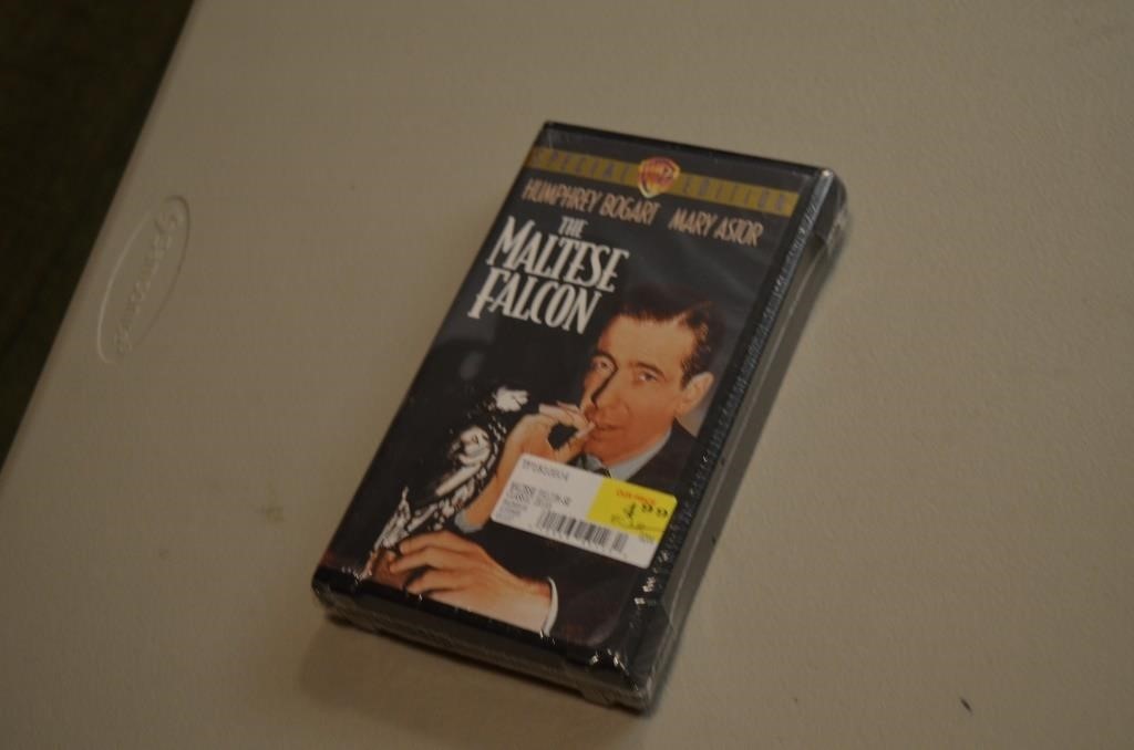Special Edition "The Maltese Falcon"  Sealed New