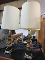 PAIR OF DECORATIVE LAMPS & SHADES