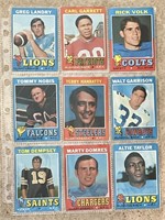 Collection of (9) 1971 NFL Football Cards all in