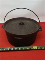 10in. Wagnerware Sidney Cast Iron Dutch Oven