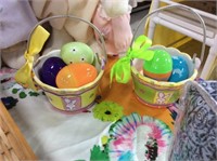 Pair of ceramic mini Easter baskets
