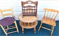 VINTAGE WOOD CHAIRS ROUND END TABLE MAGAZINE RACK