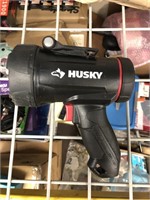 Husky 2500 Lumen Spotlight Rechargeable Or Battery