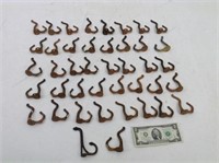 (42) Vtg Brass Look Coat Hooks