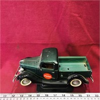 Coca-Cola Diecast Truck & Stand (1:24 Scale)