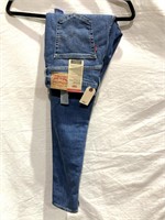 Levis Ladies Super Skinny Jeans 30x30