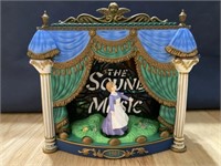 Vintage Heirloom, Sound of Music, 
Christmas