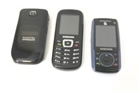 3 assorted phones Samsung,Samsung,untested