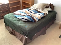 Full Size Bed on Hollywood Frame w/Bedding