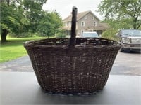 Contemporary Basket