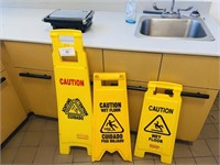 Set of three caution signs & an Electric Griddle