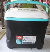 Igloo Contour Cooler