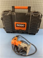 RIDGID HAND ROUTER & HARD CASE W/ CONTENTS