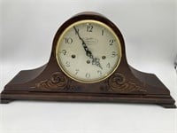 MANTLE CLOCK BY NEW ENGLAND CLOCK APPEARS TO HAVE