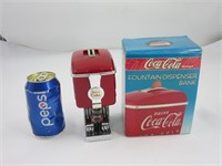 Tirelire Coca-Cola en forme de fontaine à boisson