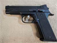 CZ 40B 40 S&W Semi Auto Handgun