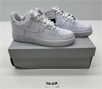 NIKE AIR FORCE 1 '07 SHOES - SIZE 8
