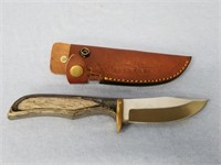 Camp knife with wood scales and leather sheath 9"