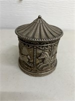 Antique looking change bank that looks like a