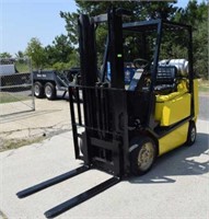 YALE 5,000LB PROPANE FORK LIFT