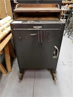Craftsman Rolling Metal Cabinet