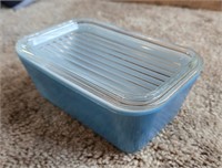 Pyrex Refrigerator Dish With Glass Lid