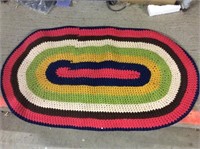 Oval braided mat