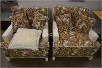 GROUP OF 2 CONTEMPORARY LIVING ROOM CHAIRS