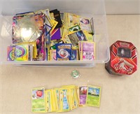 LARGE GROUP OF POKEMON CARDS