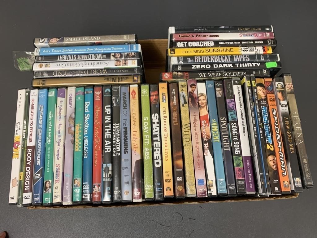 Collection of 44 DVDs - Popular Movies and TV Show