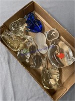ASSORTED GLASS PAPERWEIGHTS