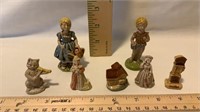 7 Mini Nursery Rhymes Figurines Wade England