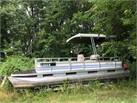 Riviera Cruiser Pontoon Boat