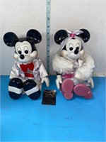 Porcelain Musical Mickey and Minnie both play