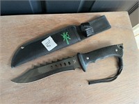 Tac Extreme Knife in Sheath