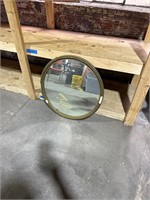 Brown mirror needs help