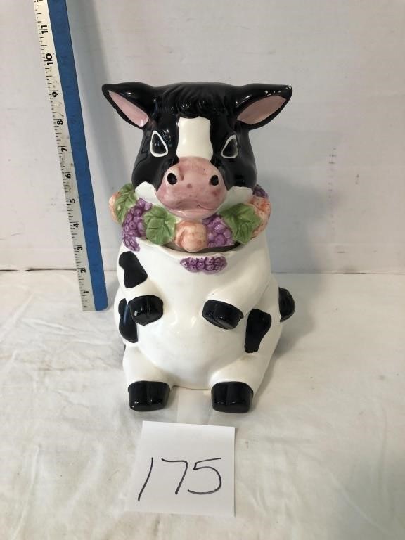 Cow cookie jar