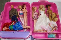 Barbie Case w/ Dolls