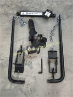 Curt Weight Distribution Hitch & Sway Bar