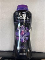 Downy unstoppables -purple 37.5 oz