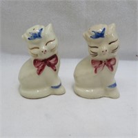 Shawnee Pottery Puss N Boots - S & P Shakers