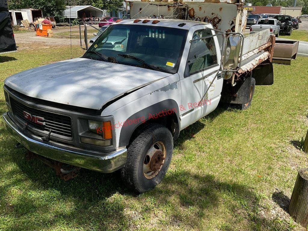 1999 GMC 3500 Dump Truck w/ Plow