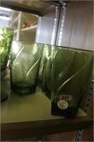 LOT OF GREEN GLASS TUMBLERS