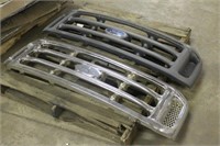 (2) FORD GRILLS, FITS 1999-2007 FORD SUPER DUTY