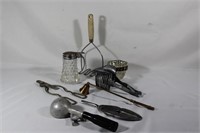 11 Pieces of Vtg Kitchen utensils