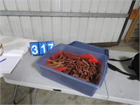 TOTE OF LINCOLN LOGS