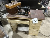 SINGER SEWING MACHINE