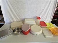 Tupperware and kitchen items